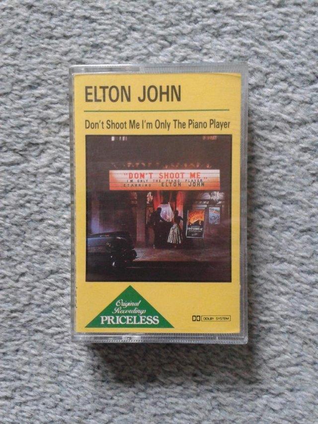 Preview of the first image of Elton John - Don't Shoot Me I'm Only the Piano Player (1973).
