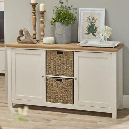 Image 1 of LPD Cotswold sideboard ——————————-