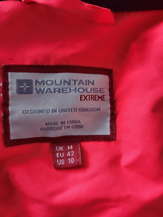 Preview of the first image of Mountain warehouse hacking /warm jacket size 14 new.