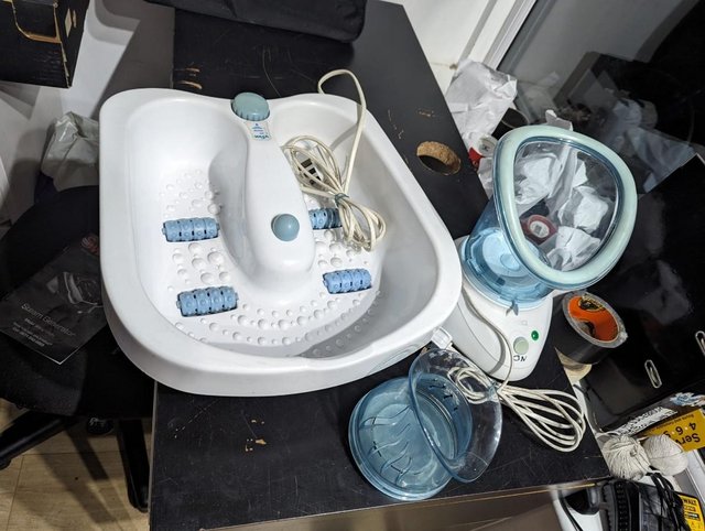 Preview of the first image of FOOT SPA, FACE, NASAL STEAMER ONLY £10 GRAB A BARGAIN.