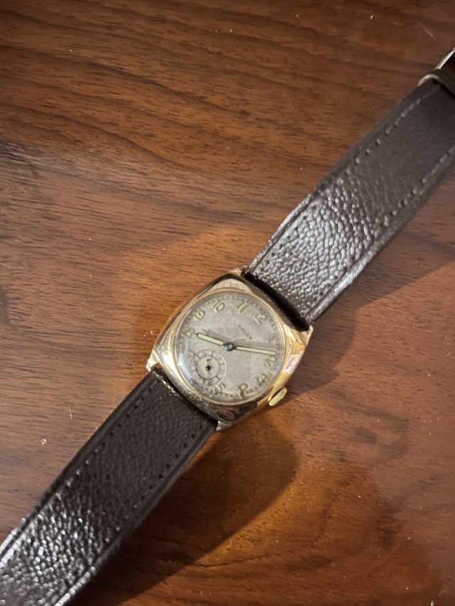 Preview of the first image of AUTHENTIC SOLID 9 CARAT GOLD VINTAGE ROLEX.