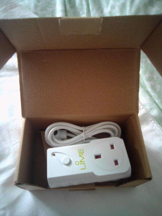 Preview of the first image of LIME ENERGY SAVING PLUG WITH INFRA RED SENSOR.