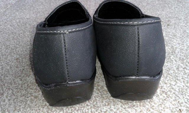 Image 3 of Softlites Ladies Black Slip On Shoes, Size 5 Hardly worn