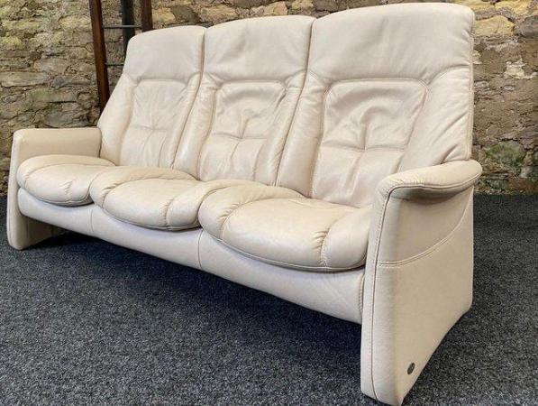Image 12 of Himolla Cumuly Recliner 3 seater sofa cream Leather