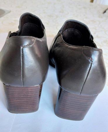 Image 1 of Lilley & Skinner Brown Court Shoes – Block Heel – UK 5.5
