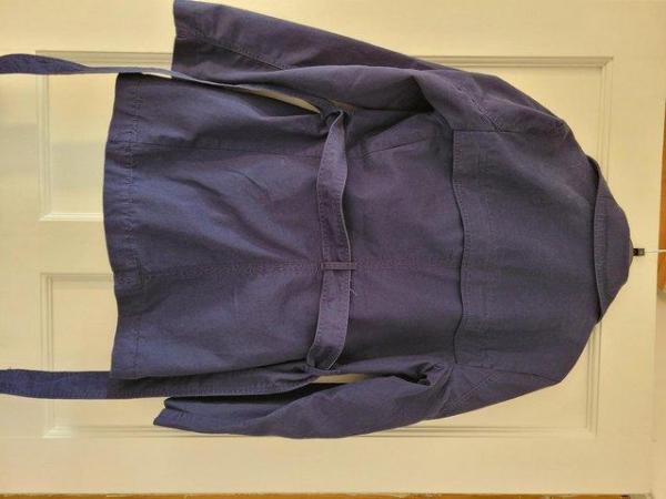 Image 2 of GAP ladies trenchcoat, navy blue, size M, great condition