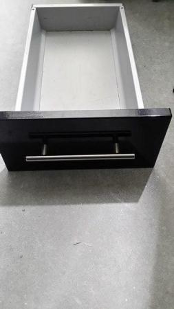Image 2 of 4 black gloss kitchen drawers £15 each