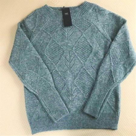 Image 1 of BNWT M&S women's jumper. Small (8-10). Can post.