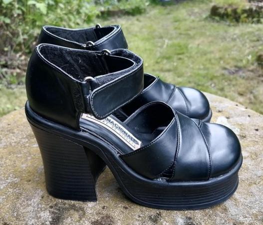 Image 4 of 90's platform high heeled black shoes size 3