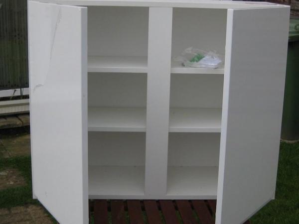 Image 1 of Brand New Wren Kitchen cupboard and accessories see details