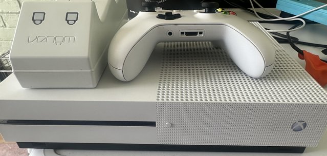 Image 3 of Xbox one s for sale, no box