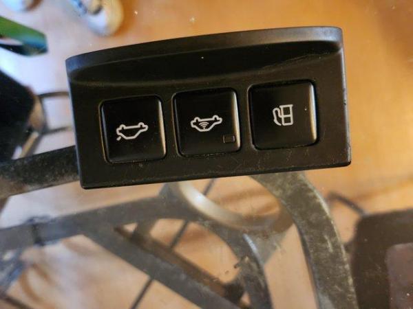Image 2 of Audi tt mrk1 window actuators left right centre switch modu