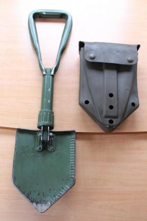 Image 3 of Ex-British Army Folding Spade