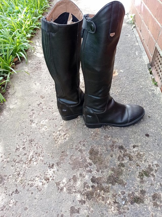 Preview of the first image of Horse Riding Boots Size 5.