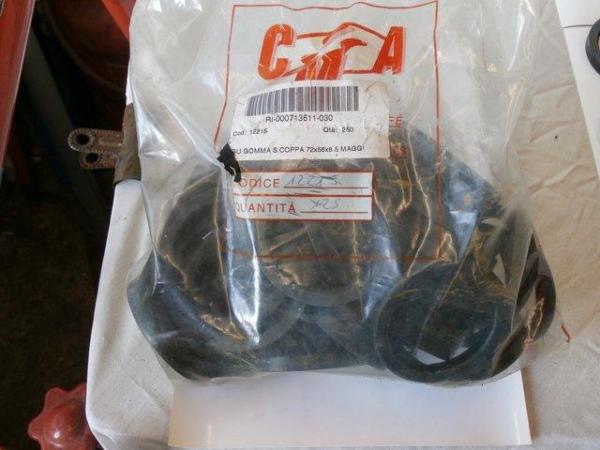 Image 1 of A bag of Astoria filter holder washer genuine cma