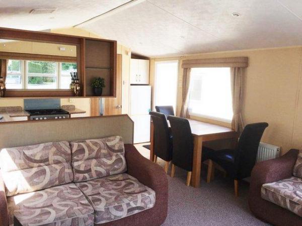 Image 2 of Willerby Salisbury 3 bed mobile home UK Showground