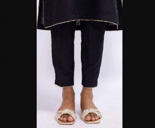 Image 3 of NEW Khaadi Classic 2 Piece Black Kameez and Trouser