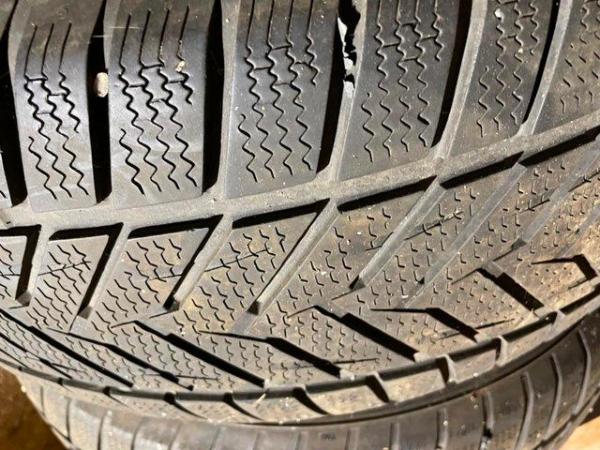 Image 5 of Winter tyres x 4. Vredstein Wintrac Xtreme S. 225/50xR17