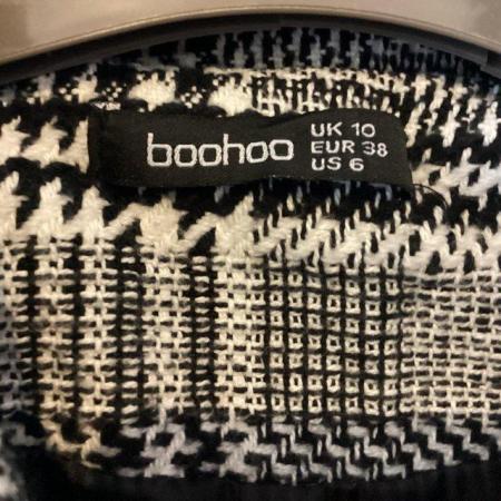 Image 1 of Boohoo women’s Cotton Black and White Check Jacket Size 10