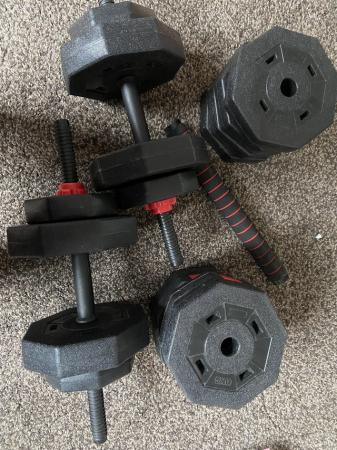 Image 3 of 40kg adjustable dumbbells with barbell attachment