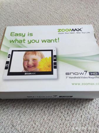 Image 1 of Zoomax Snow 7" HD Colour Video Magnifier