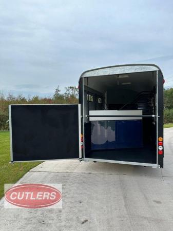 Image 20 of Cheval Liberte Maxi 4 With Tack Room Ramp/Barn Door & Spare
