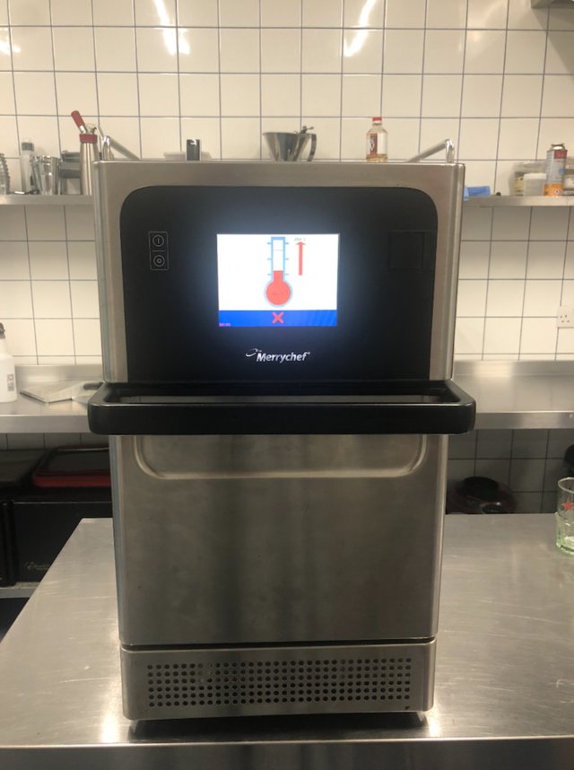Preview of the first image of MerryChef Eikon E2S live new.