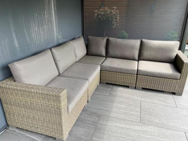Image 3 of LIFE luxury rattan garden furniture set