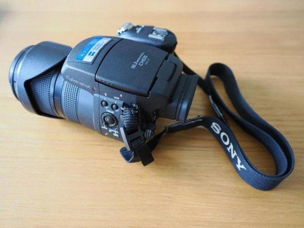 Image 3 of Sony Cybershot DSC-R1 camera in great condition