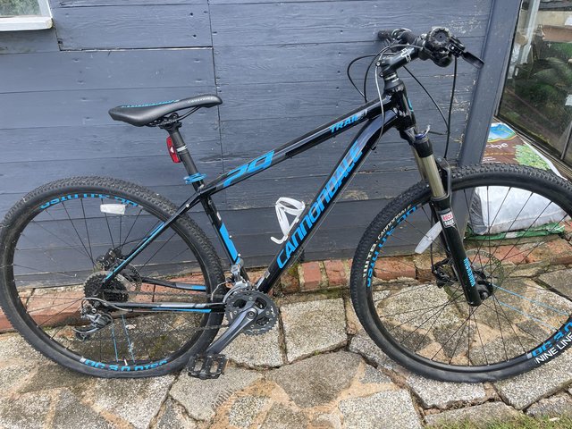 Preview of the first image of Canondale Men’s Mountain Bike.