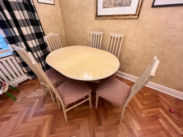 Table and 6 Chairs by Morris of Glasgow — Cars & Vehicles in Brentwood