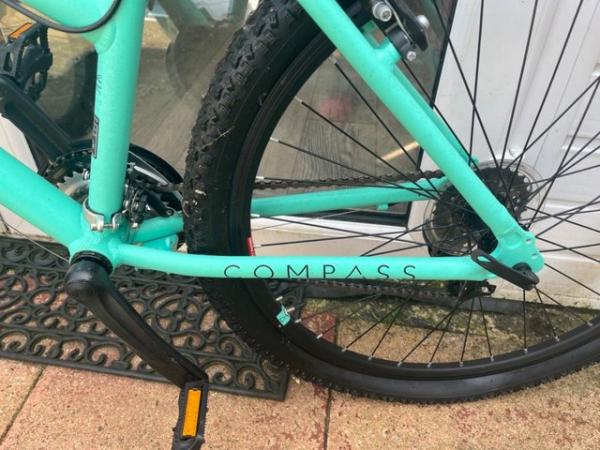 Image 3 of Women’s new compass bike