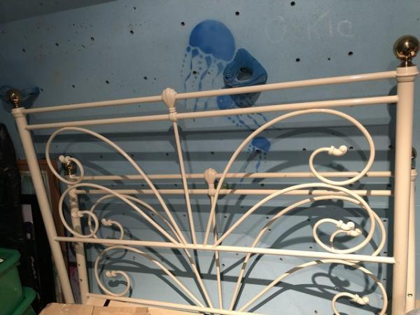 Image 3 of Cream metal double bed frame