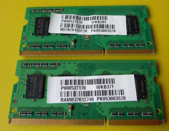 Image 3 of 2GB ( 2 x 1GB ) Samsung PC3 Laptop Memory 1333 Mhz