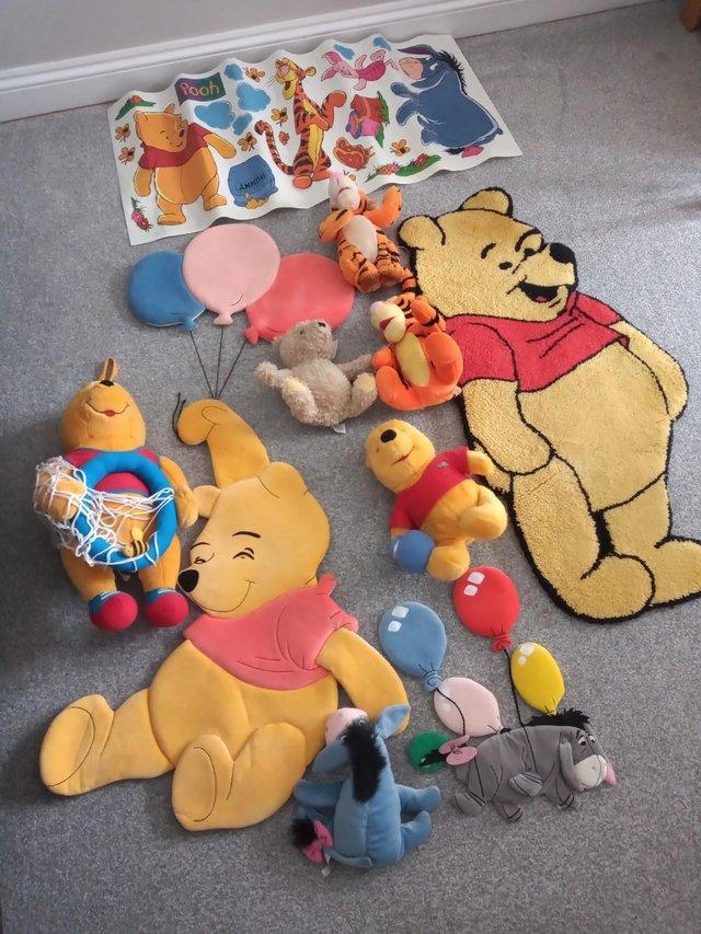 Preview of the first image of Wall Decorations and Soft Toys.