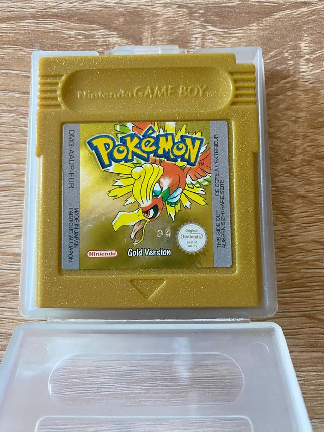 Preview of the first image of Pokemon Gold Game Boy Game [EUR] [English].