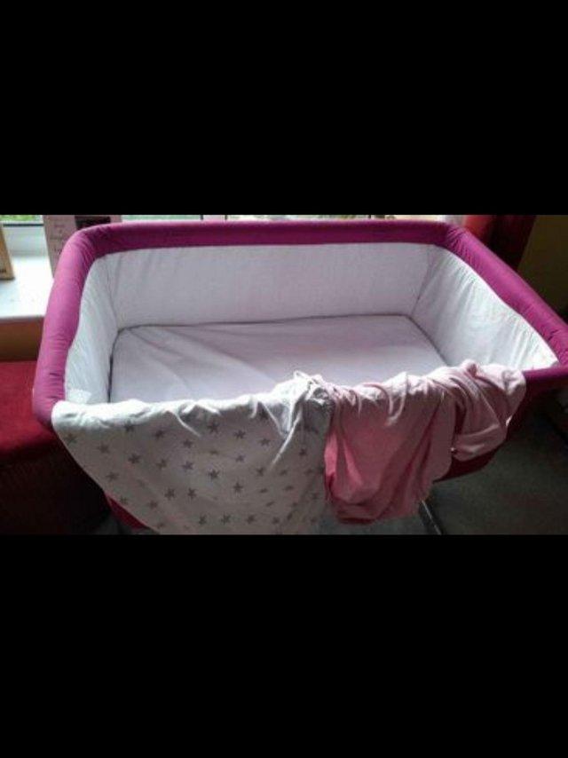 Preview of the first image of Chicco Next 2 Me crib pink/purple..