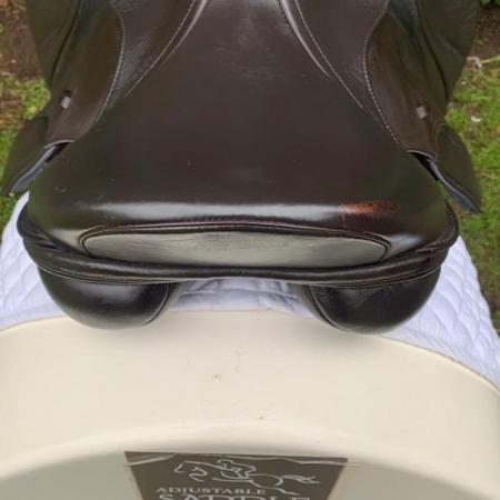 Image 17 of Kent & Masters 16.5 inch S-Series Compact saddle