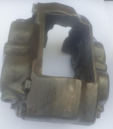 Image 7 of Genuine Ford Brake Calipers