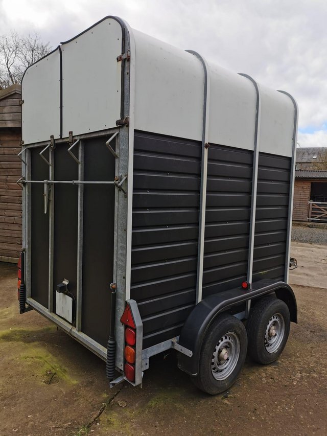 Preview of the first image of Black Wessex Clubman Trailer.
