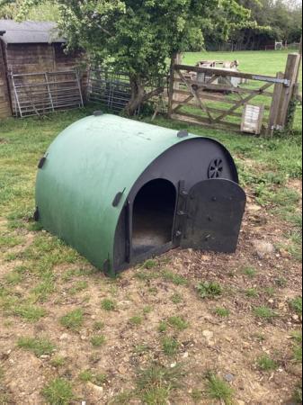 Image 2 of GOOD CONDITION PIG ARC FOR SALE