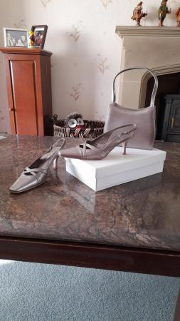 Image 2 of Matching shoes and handbag perfect for mother of the bride