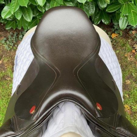 Image 7 of Kent and Masters 15.5 inch pony saddle
