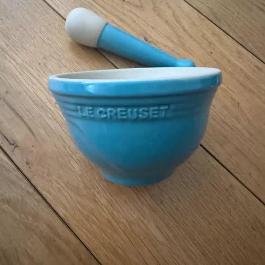 *NEW*Le Creuset Pestle & Mortar - small size (10oz)