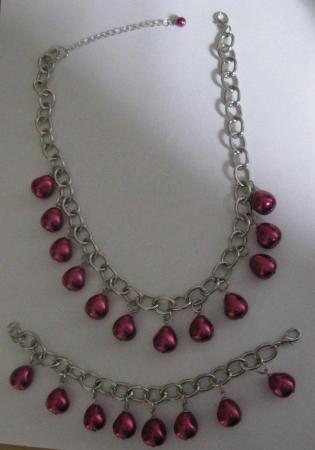 Image 3 of Necklace and bracelet sets ---- £2.50 - £3