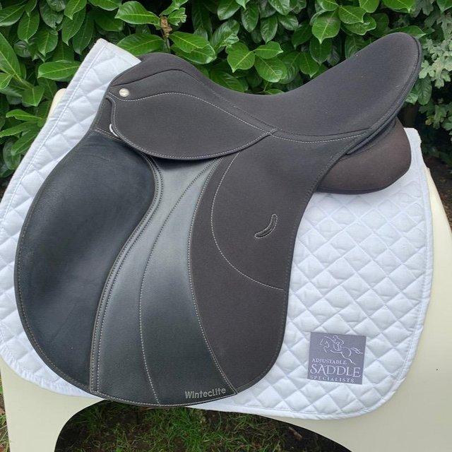 Preview of the first image of Wintec Lite 17 inch gp saddle (S2821).