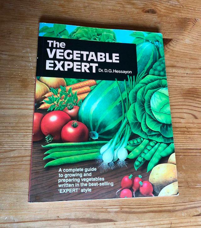 Preview of the first image of THE VEGETABLE EXPERT BY DR. D.G. HESSAYON.