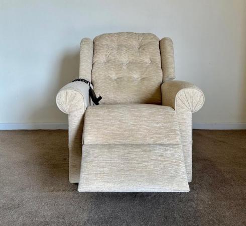 Image 12 of HSL ELECTRIC RISER RECLINER DUAL MOTOR CREAM CHAIR DELIVERY
