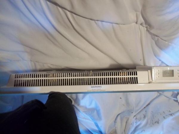 Image 4 of BLYSS WALL HEATER IN GOOD WORKING ORDER