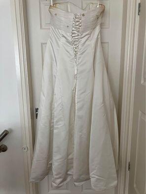 Image 2 of Hilary Morgan wedding dress size 16